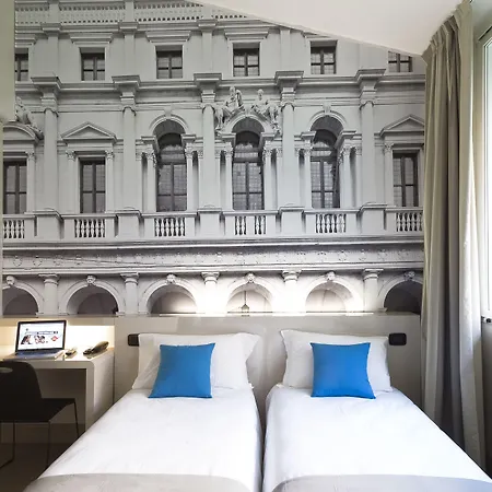Novoli Hotel 3*