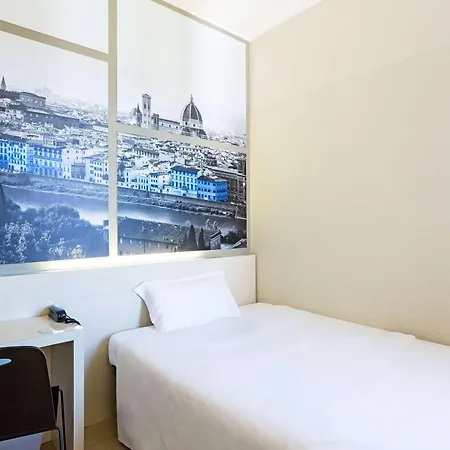 Novoli 3* Florence